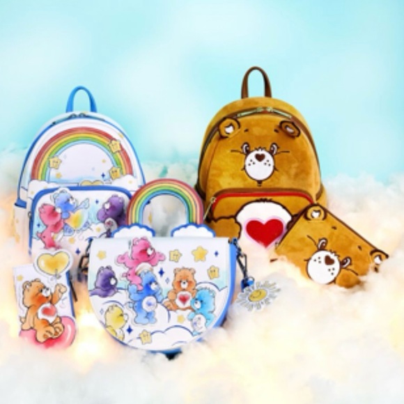 ⌛️6hrsale⌛️NWT Loungefly CareBears Tenderheart Bear Plush Light Up Glow Backpack - Picture 5 of 9